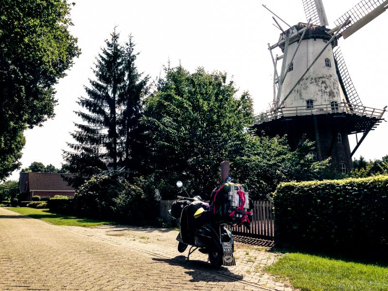 Un tipico mulino ai confini tra Olanda e Germania